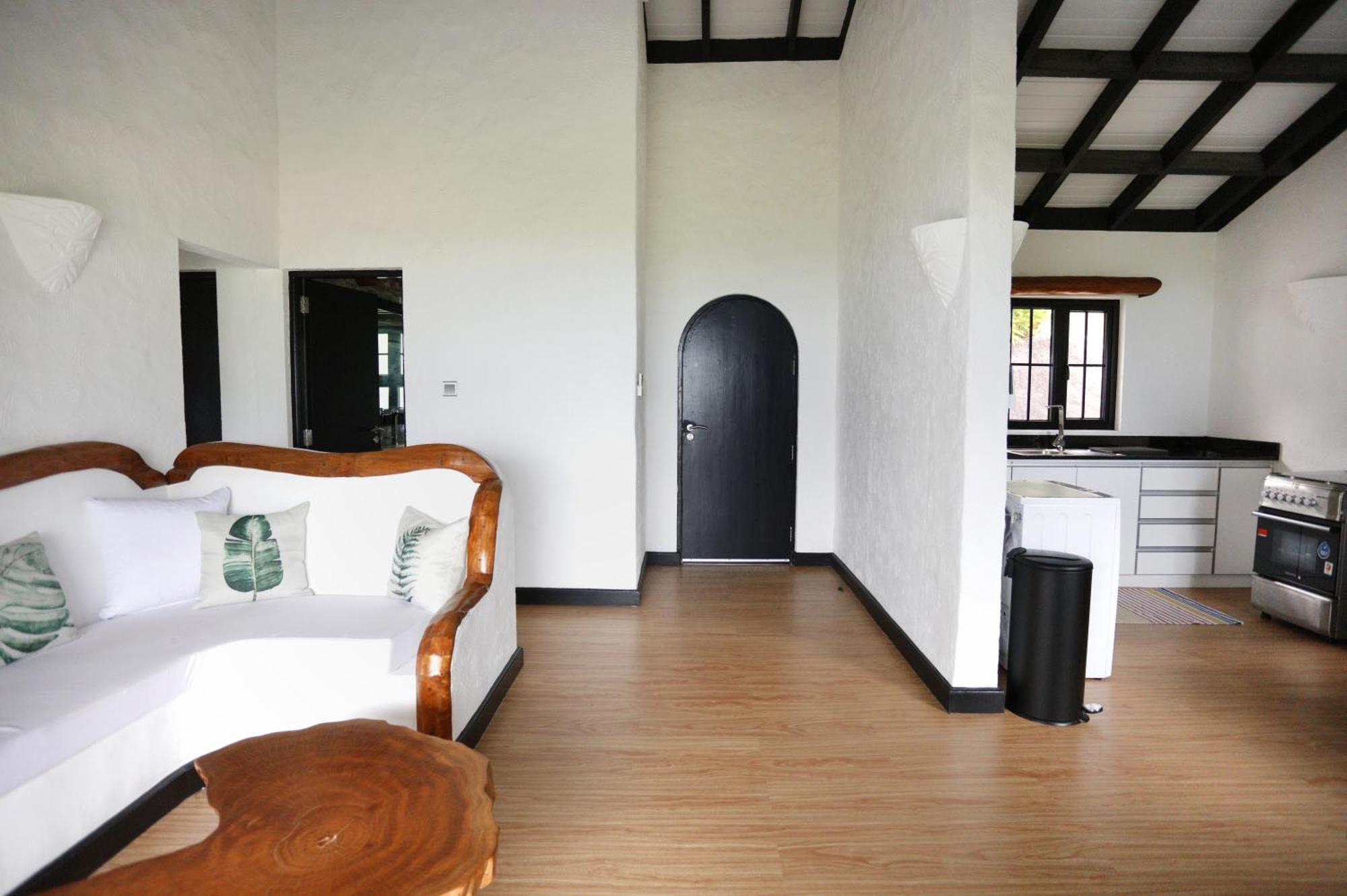 Apartamento The Salty Palms Beau Vallon  Exterior foto